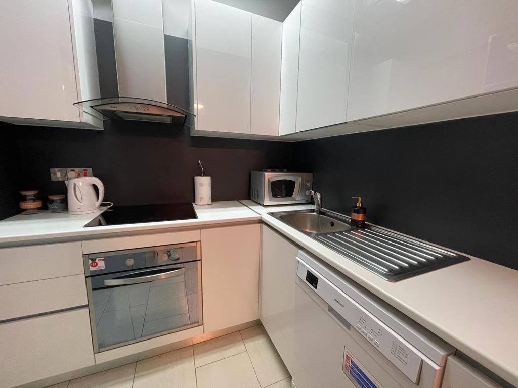 Amazing 2-Bedroom Apartment With Pool!! Limassol Zewnętrze zdjęcie